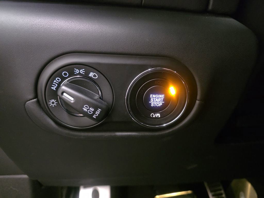 Used 2019 Maserati Levante GTS AWD/4WD image 30