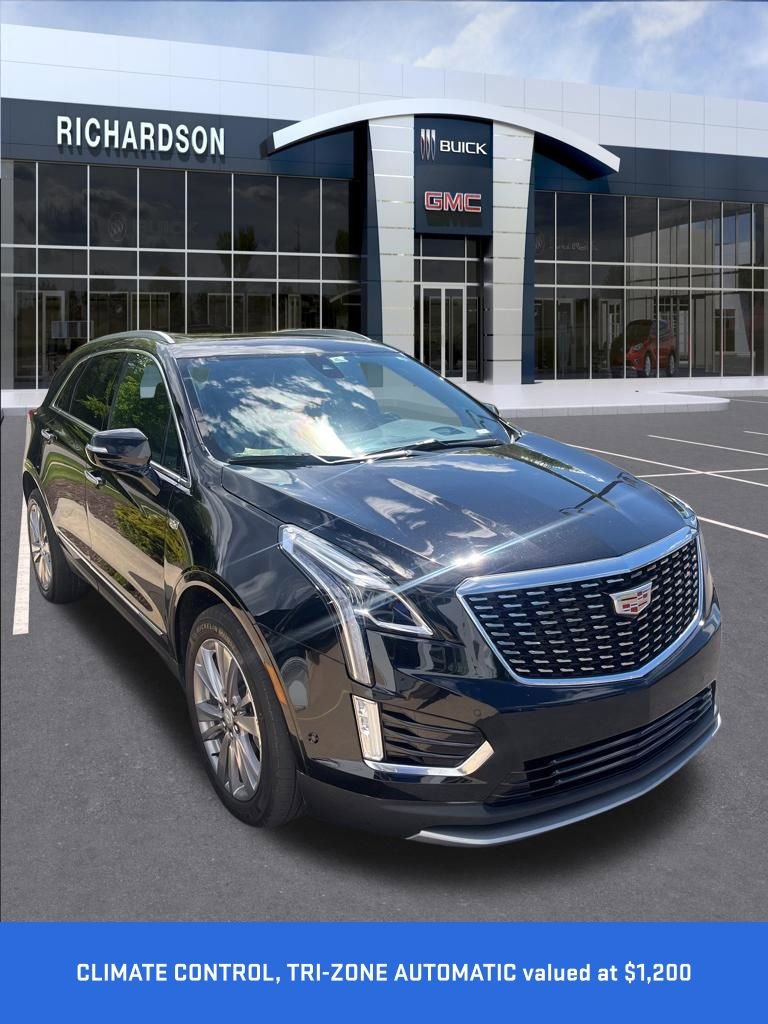 Certified 2023 Cadillac XT5 Premium Luxury w/ Technology Package AWD/4WD image 4