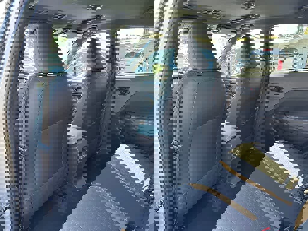 Certified 2025 Subaru Crosstrek 2.5i Sport w/ Crosstrek Mirror Package image 12