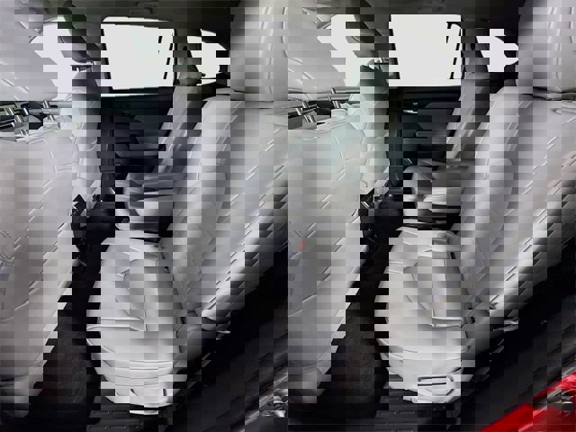 Certified 2023 Toyota Highlander XLE image 24