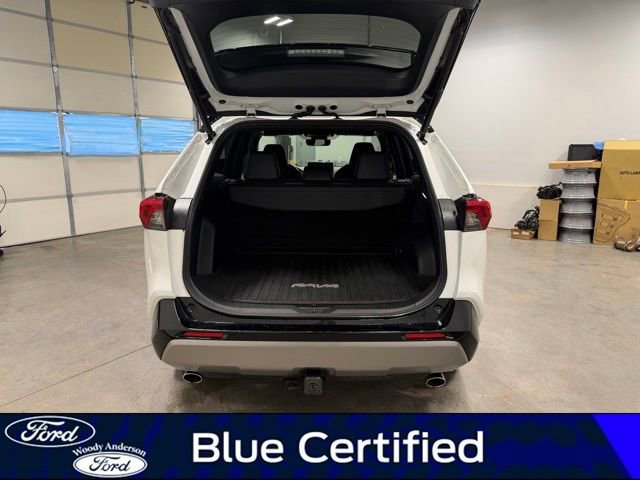 Used 2022 Toyota RAV4 XSE AWD/4WD image 7