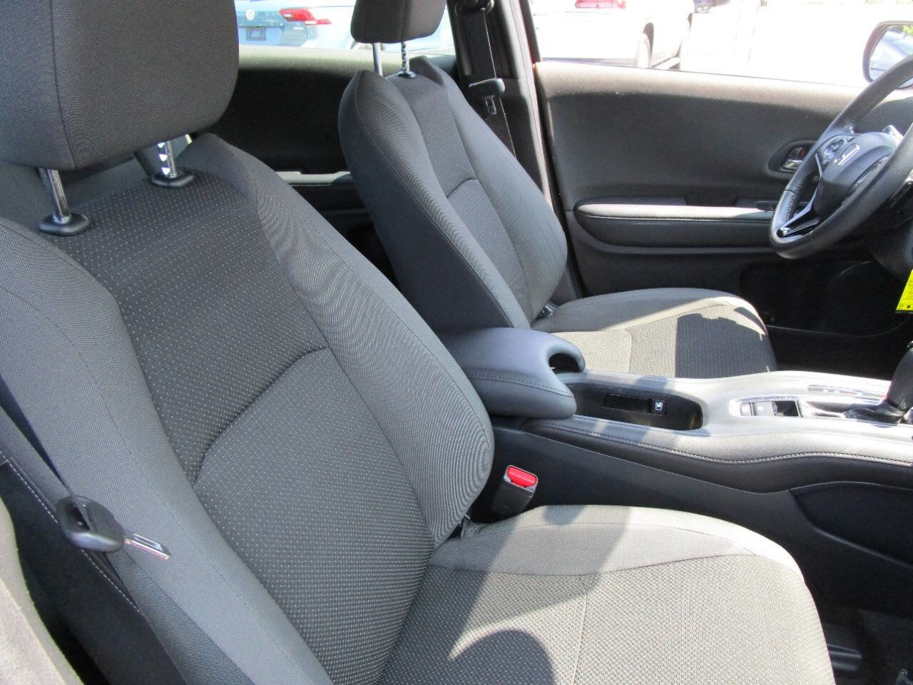 Used 2019 Honda HR-V Sport image 8