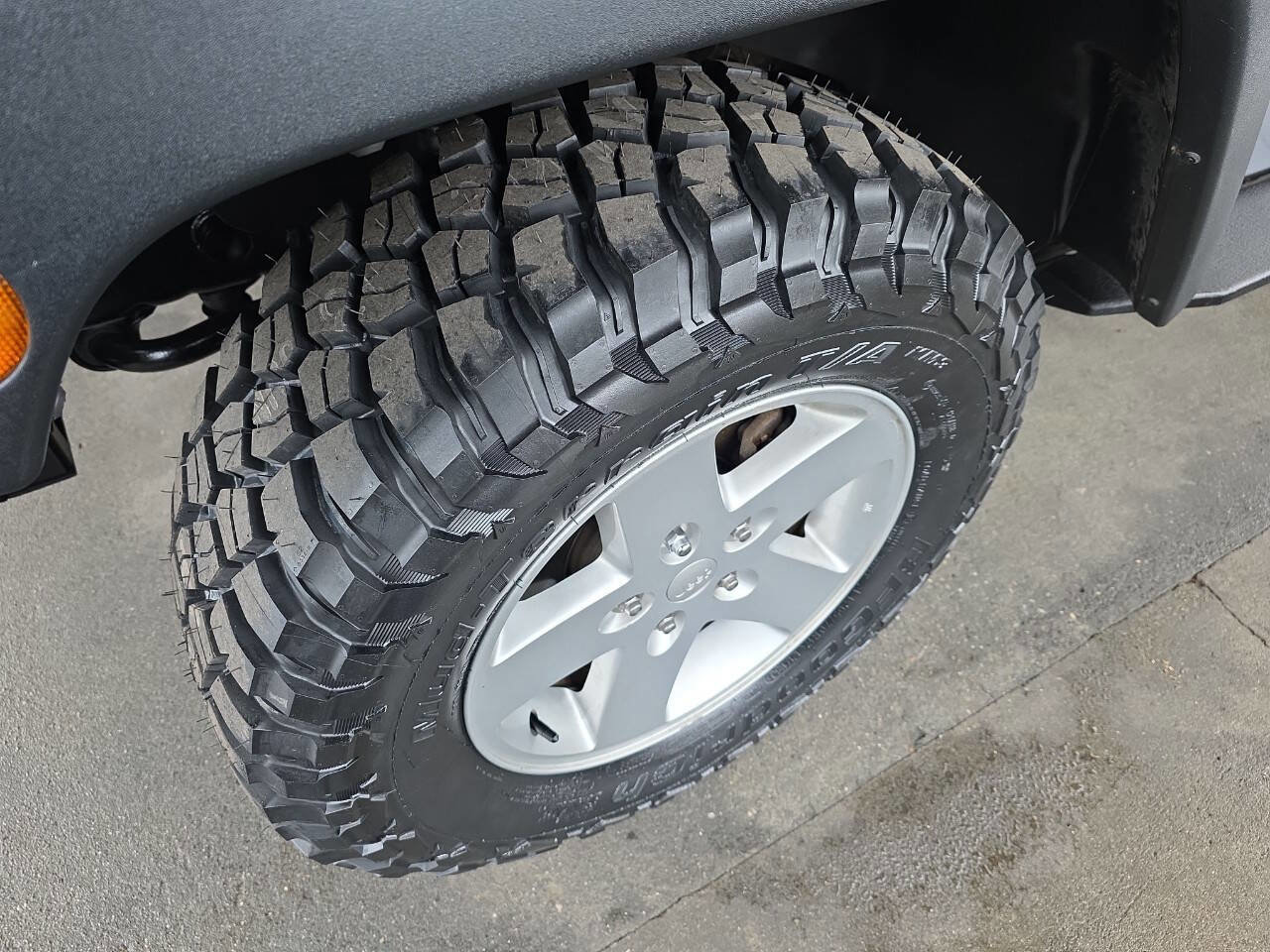 Used 2018 Jeep Wrangler Sport image 7