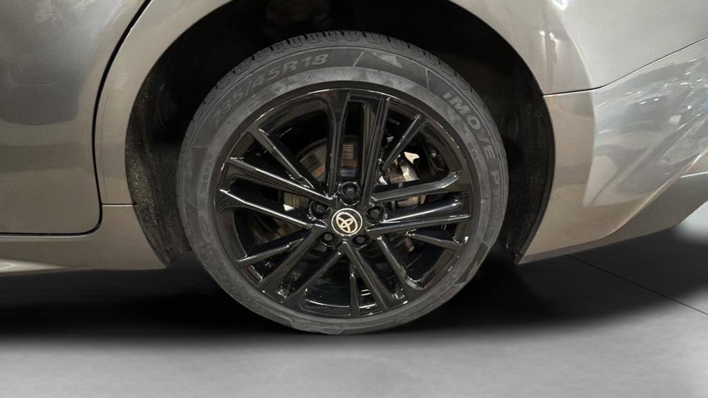 Used 2025 Toyota Camry SE FWD image 27