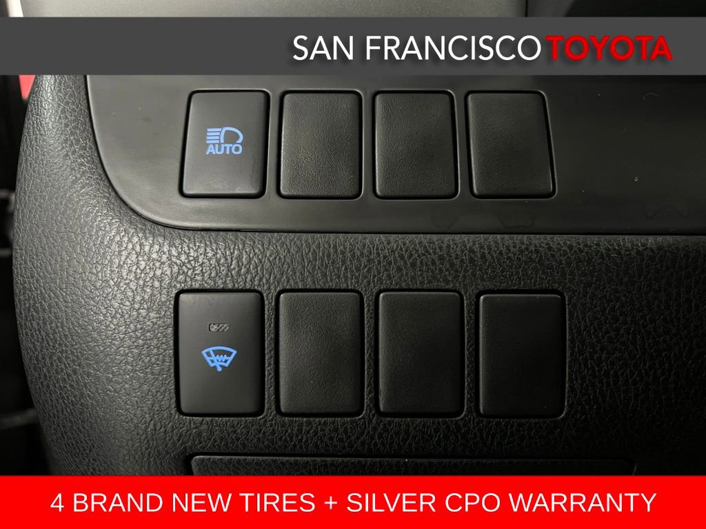 Used 2017 Toyota Highlander LE image 37