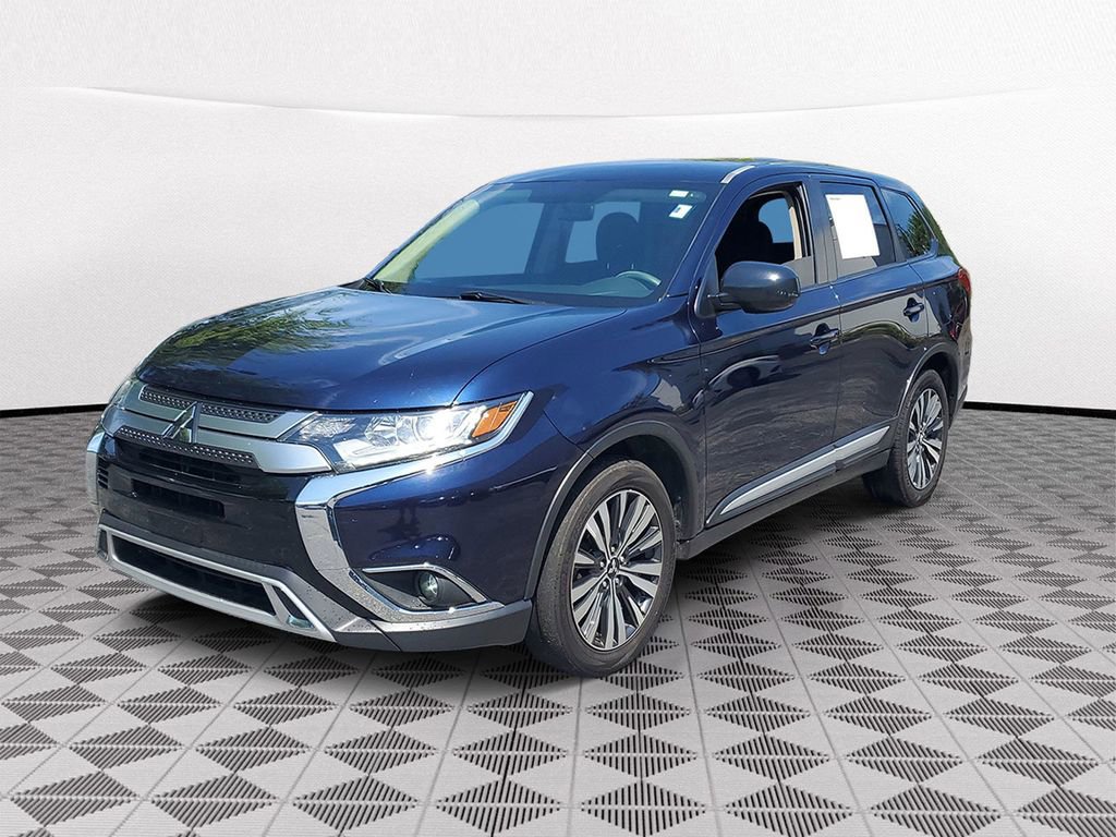 Used 2020 Mitsubishi Outlander ES image 3
