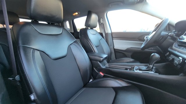 Used 2022 Jeep Compass Latitude image 34