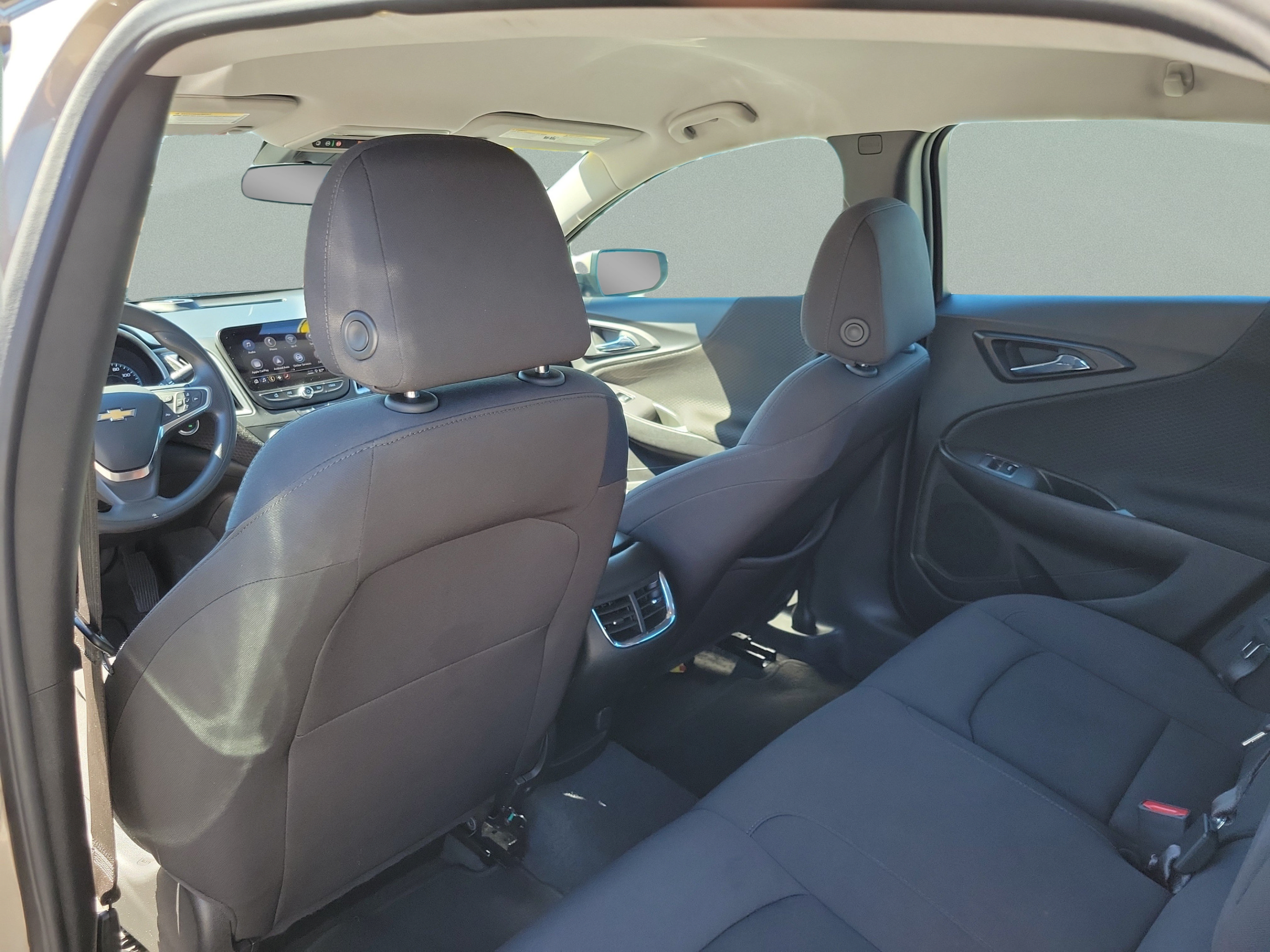 Used 2025 Chevrolet Malibu LT FWD image 12