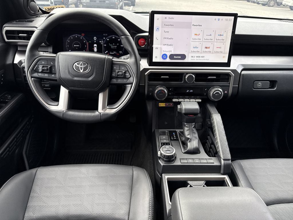Used 2025 Toyota 4Runner TRD Off-Road Premium AWD/4WD image 23