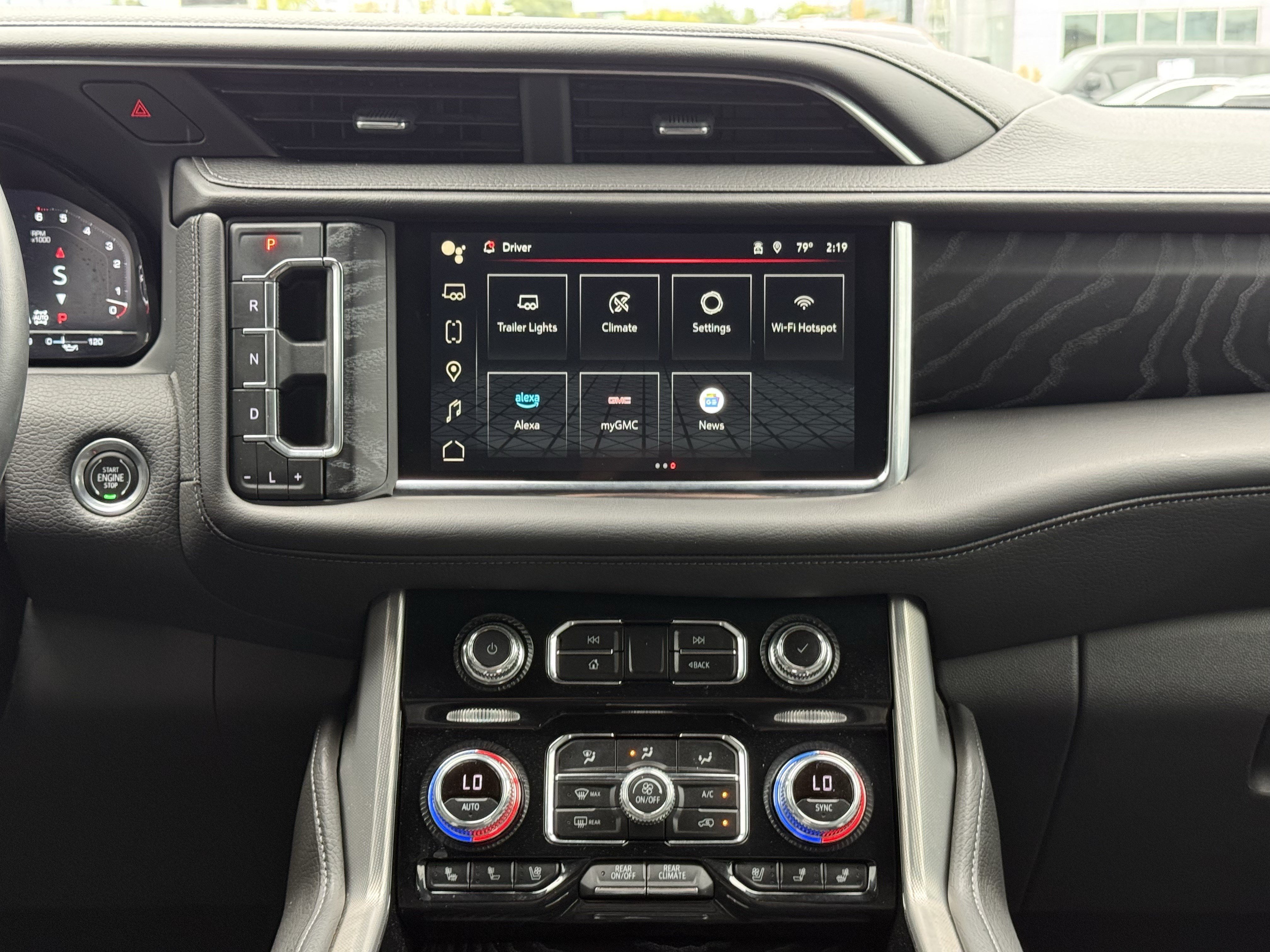 Used 2023 GMC Yukon Denali AWD/4WD image 33