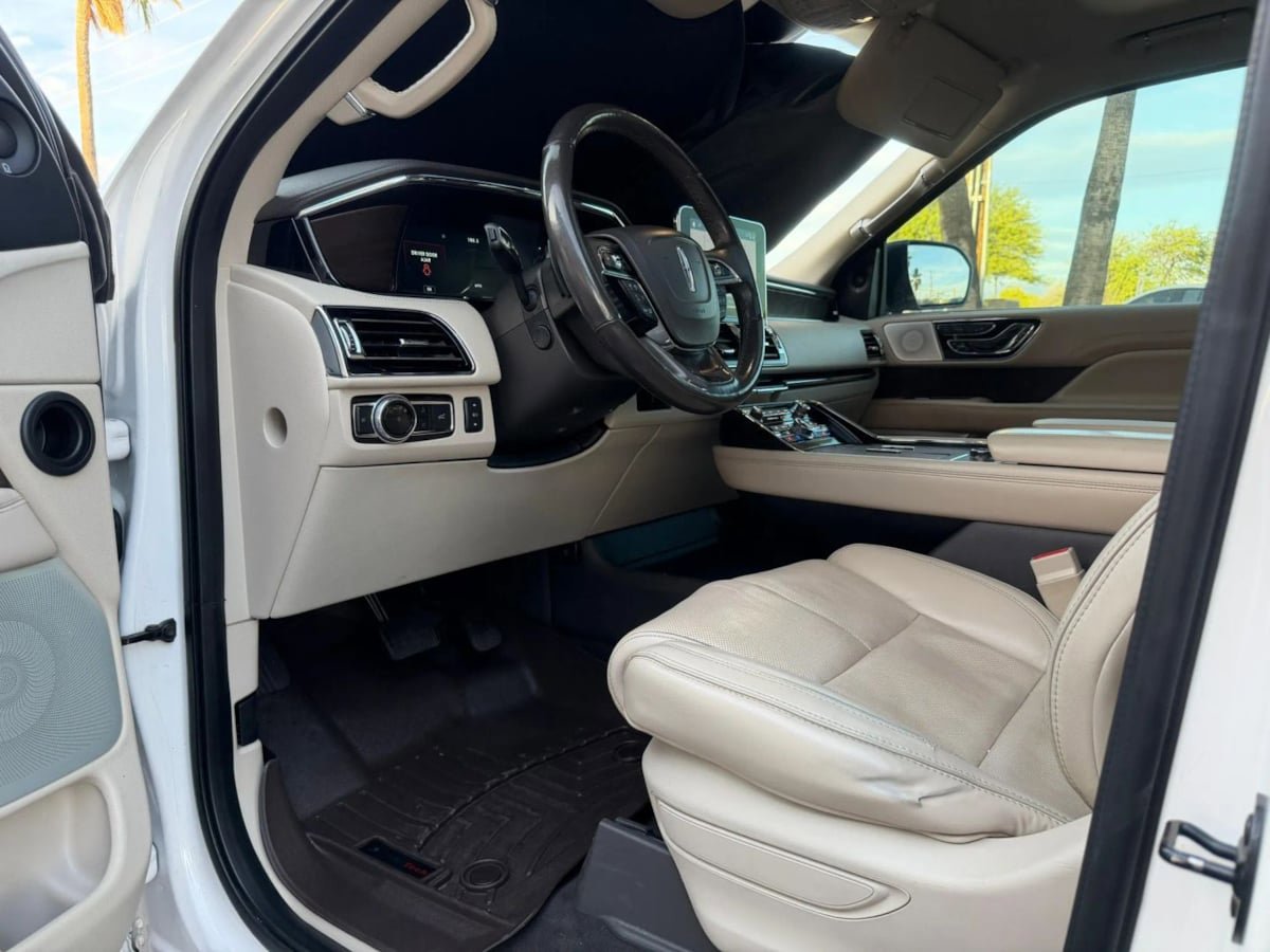 Used 2019 Lincoln Navigator Reserve AWD/4WD image 62