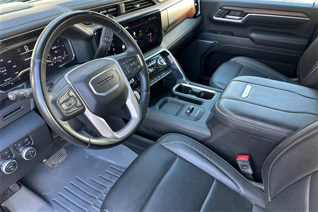 Used 2025 GMC Sierra 3500 Denali image 92