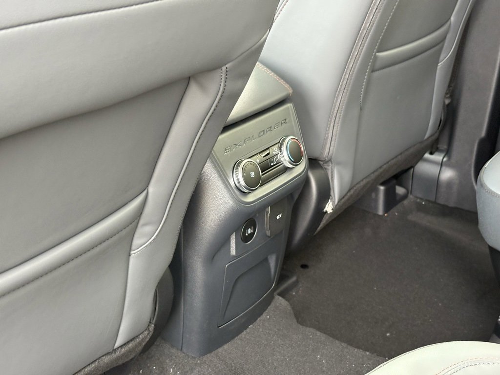 New 2026 Ford Explorer Active w/ Active Comfort Package image 26