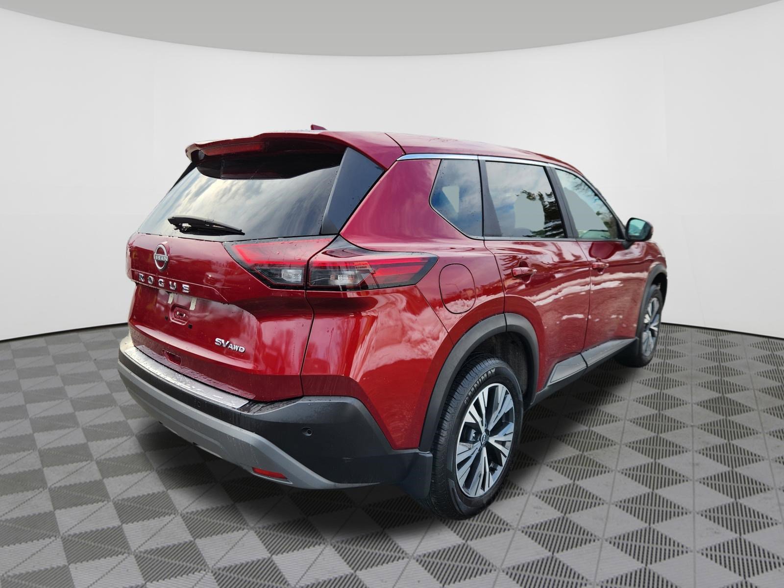 Used 2023 Nissan Rogue SV image 4
