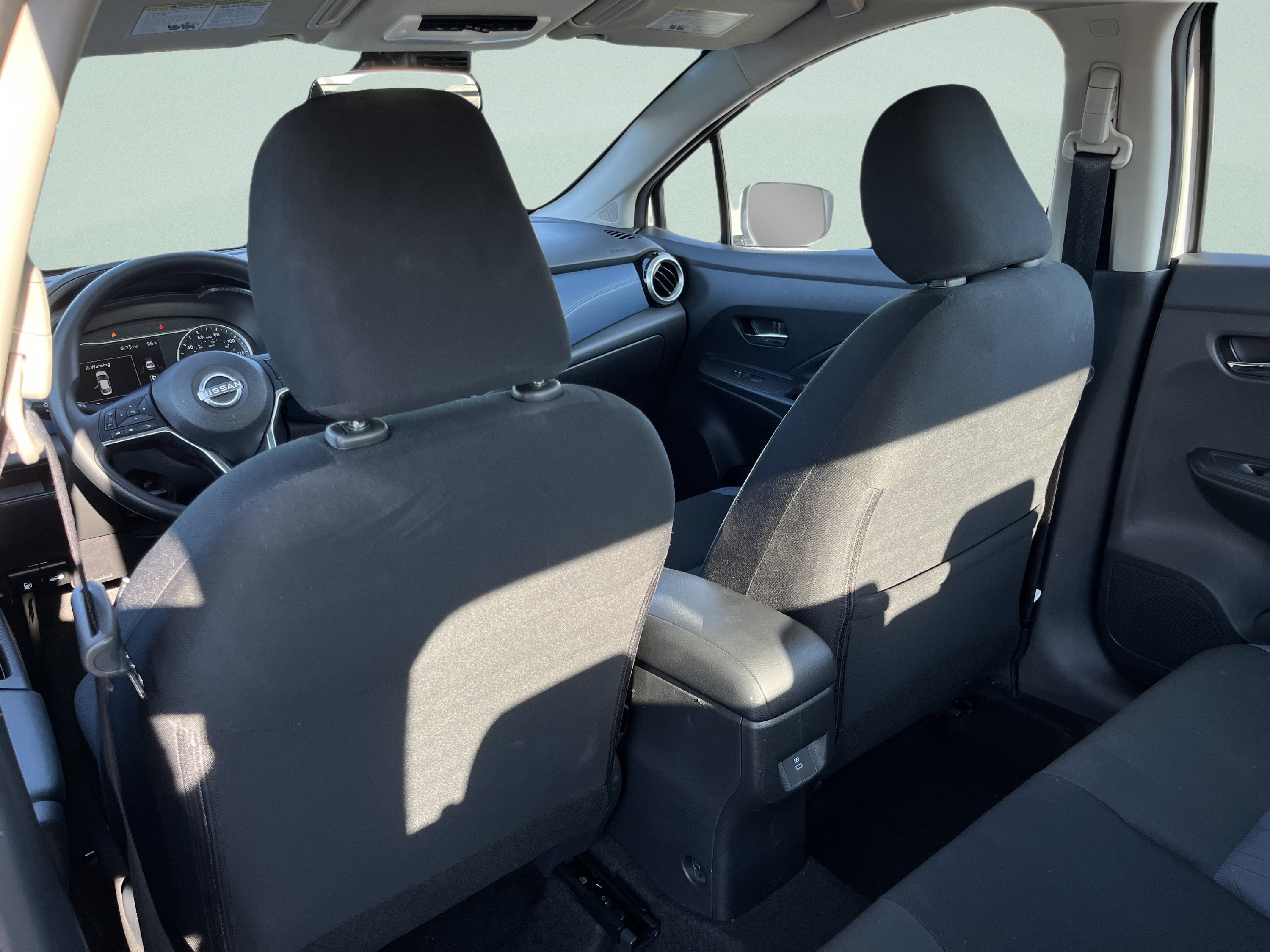 Used 2025 Nissan Versa SV FWD image 21
