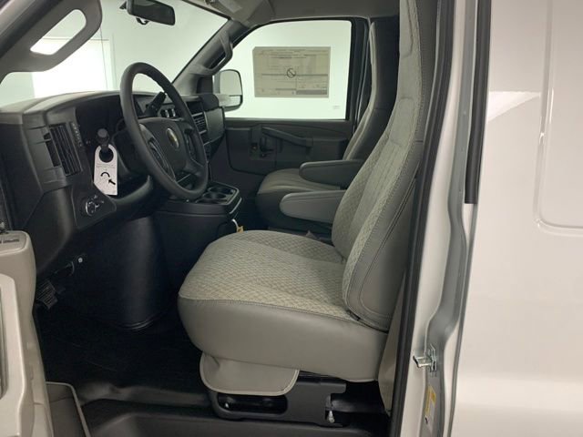 New 2025 Chevrolet Express 3500 Work Van w/ Driver Convenience Package image 9