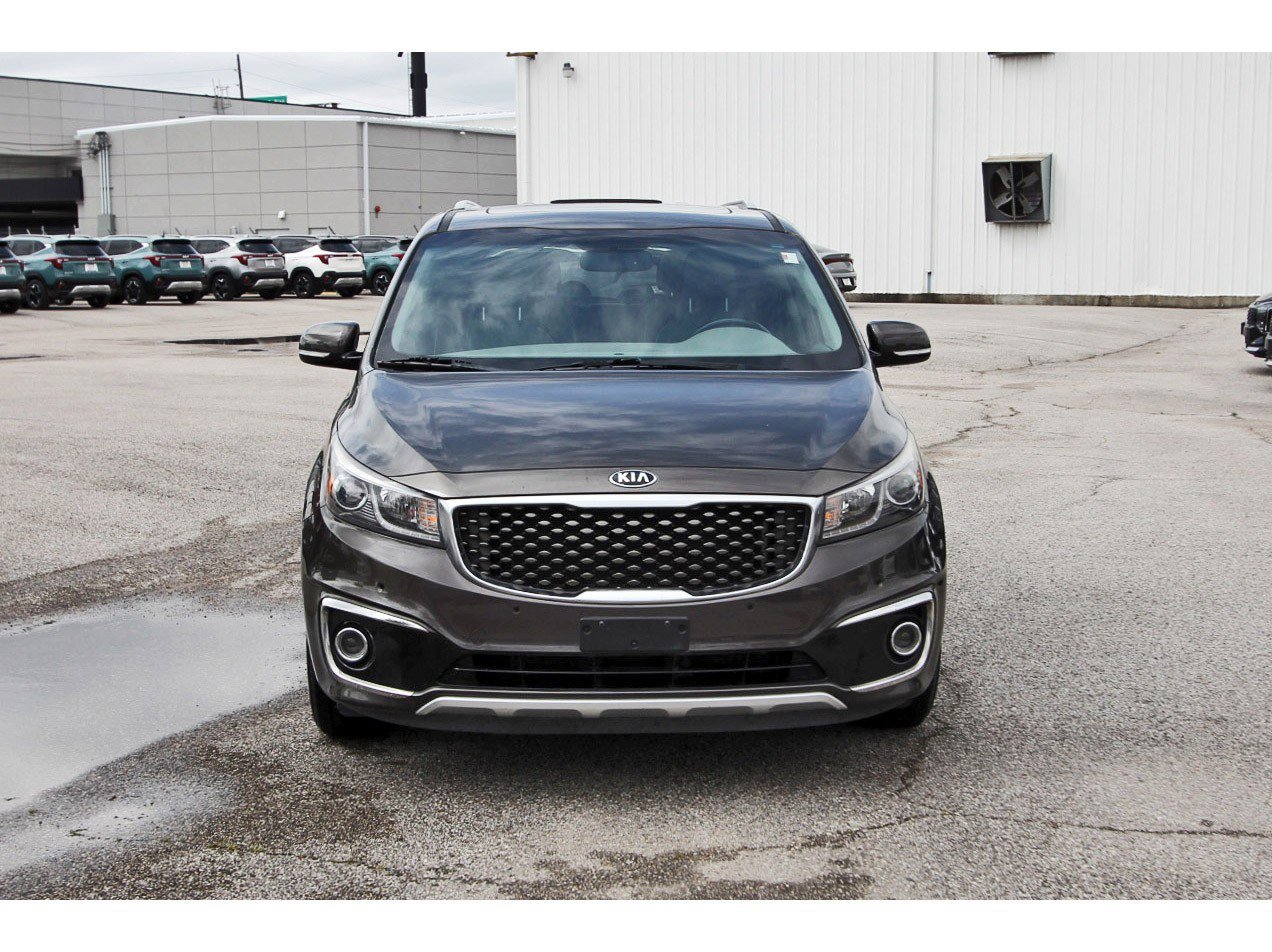 Used 2016 Kia Sedona SX Limited FWD image 2