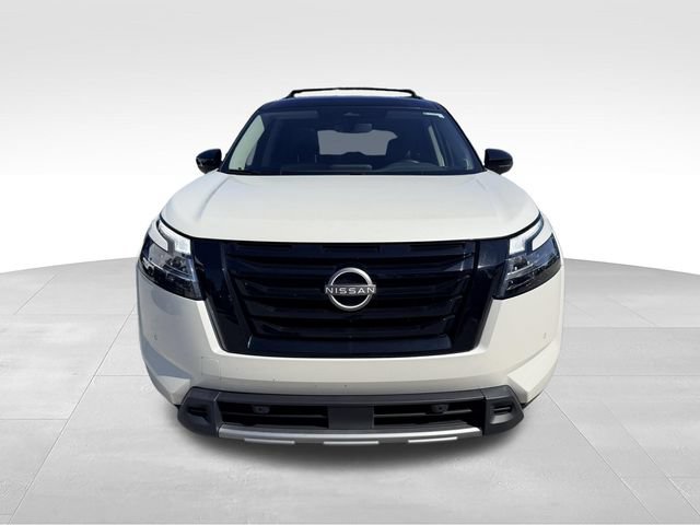 Used 2024 Nissan Pathfinder SL w/ SL Premium Package FWD video 2
