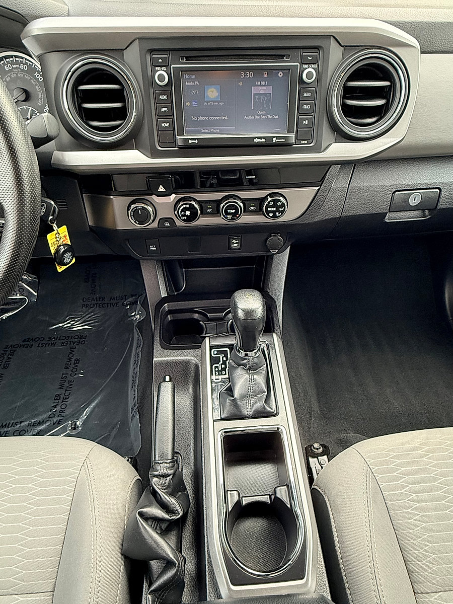 Used 2016 Toyota Tacoma SR5 w/ SR5 Appearance Package (SN) AWD/4WD image 16