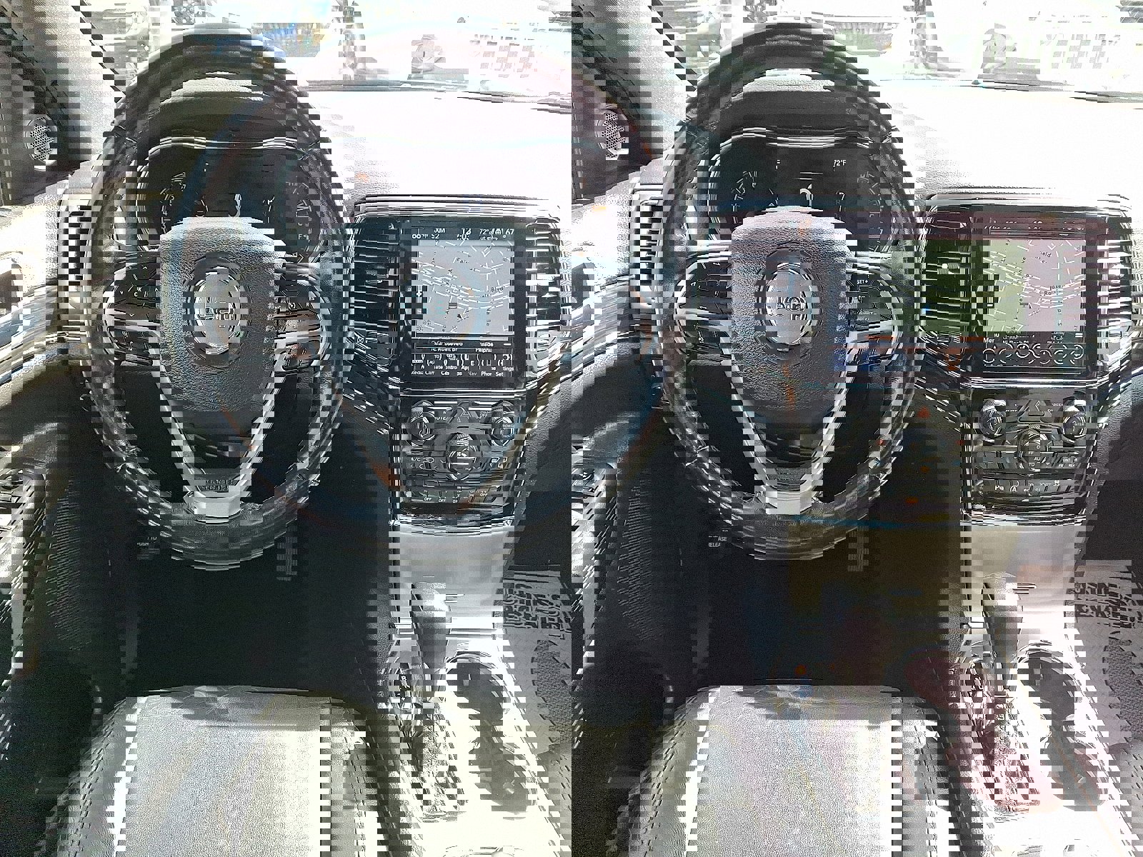 Certified 2020 Jeep Grand Cherokee Limited image 11