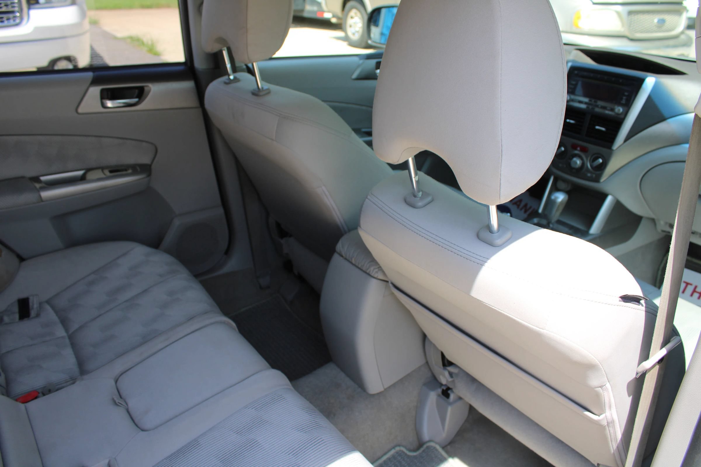 Used 2010 Subaru Forester 2.5X Premium w/ Popular Equipment Group 1A AWD/4WD image 26