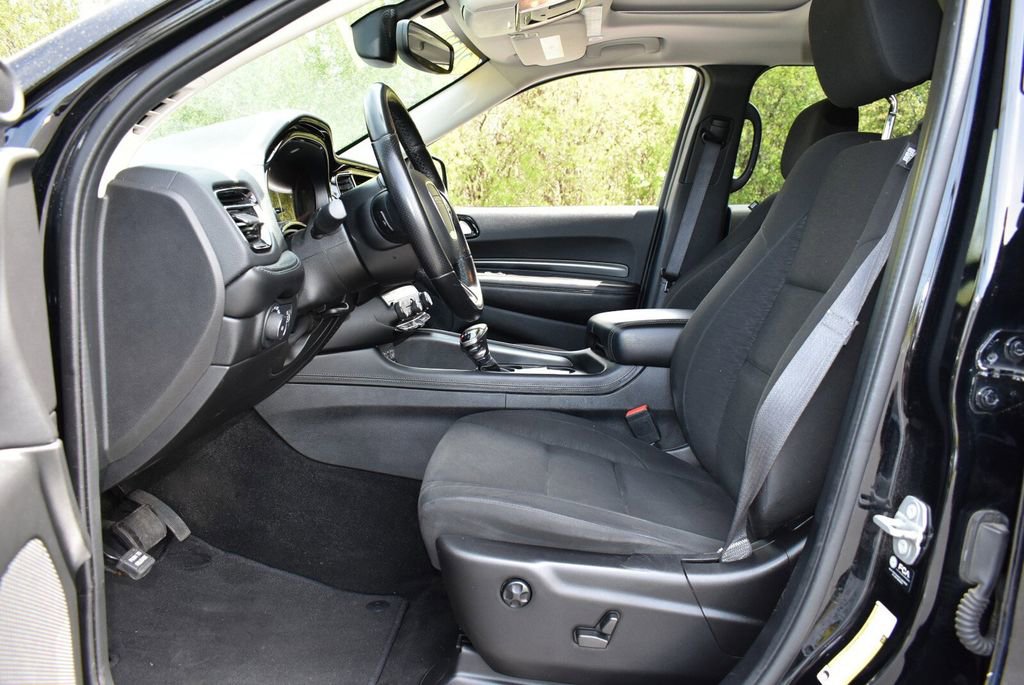 Used 2022 Dodge Durango SXT w/ Anodized Platinum Package AWD/4WD image 12