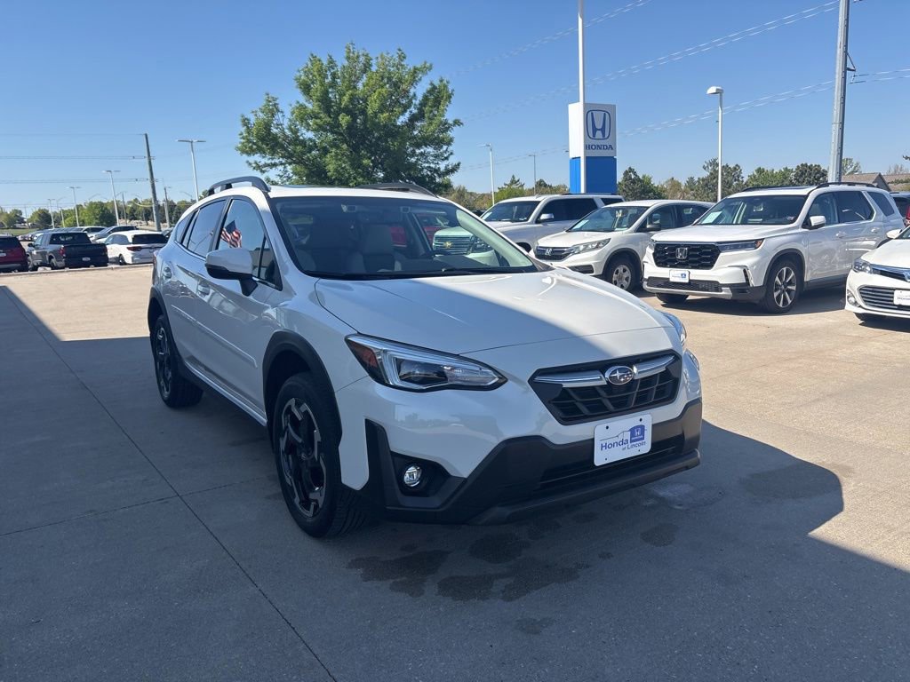 Used 2021 Subaru Crosstrek 2.5i Limited w/ Moonroof Package 2 AWD/4WD image 3
