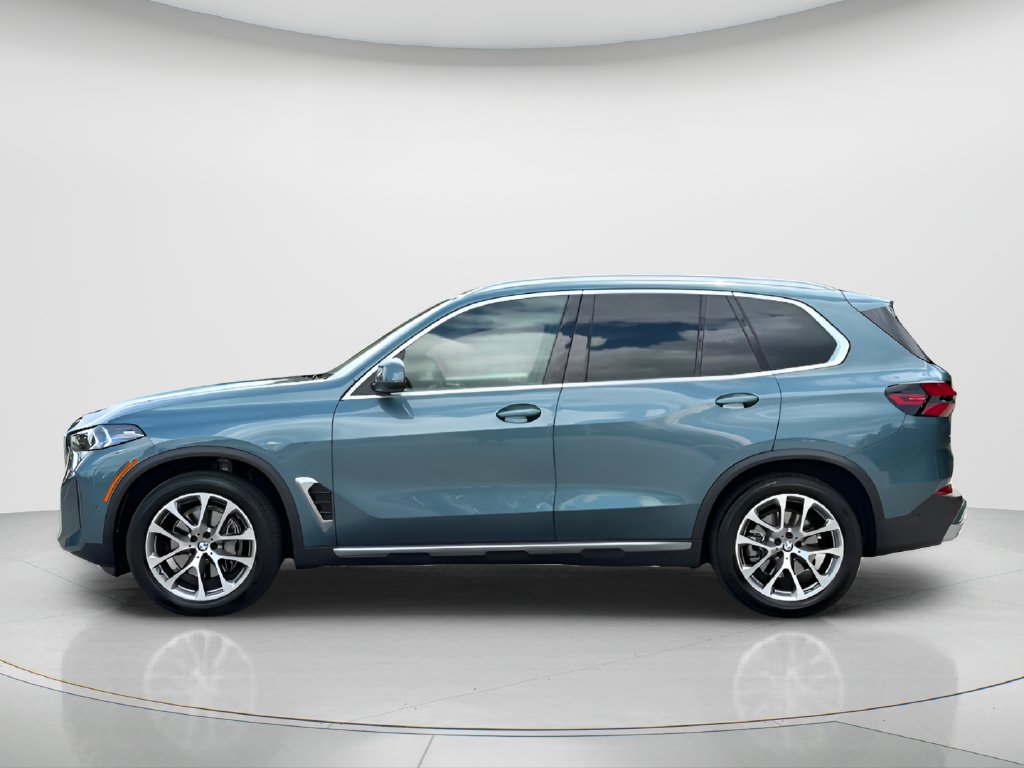 Certified 2024 BMW X5 xDrive40i w/ Premium Package AWD/4WD image 8
