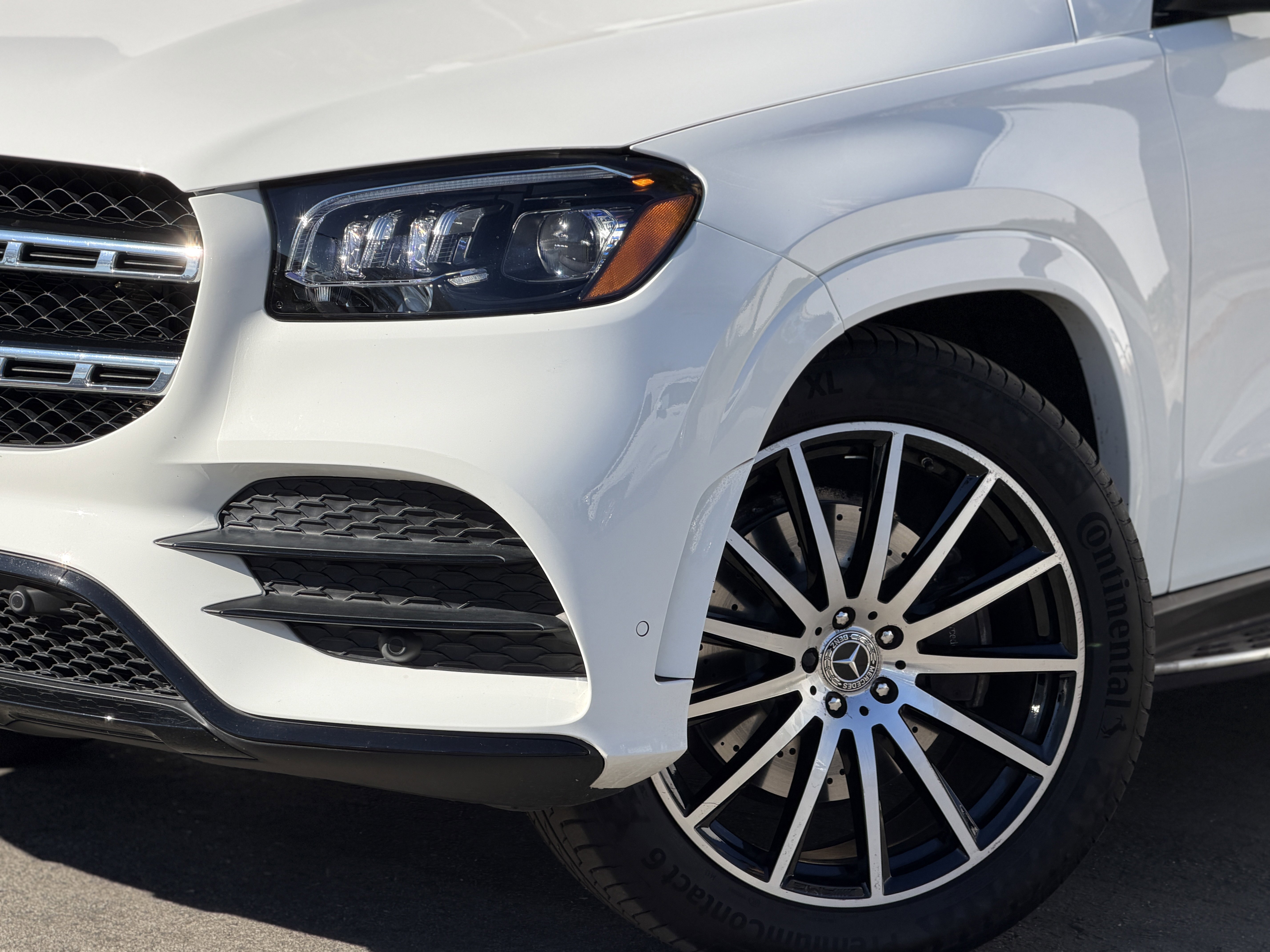 Certified 2022 Mercedes-Benz GLS 450 4MATIC image 4