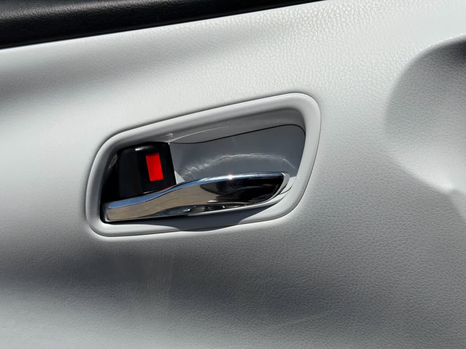 Used 2021 Toyota Prius Limited w/ Premium Convenience Package image 17