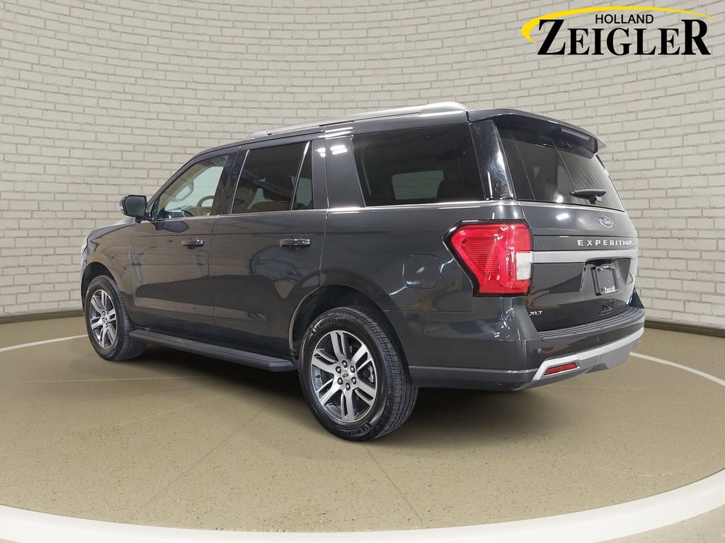 Used 2024 Ford Expedition XLT AWD/4WD image 7