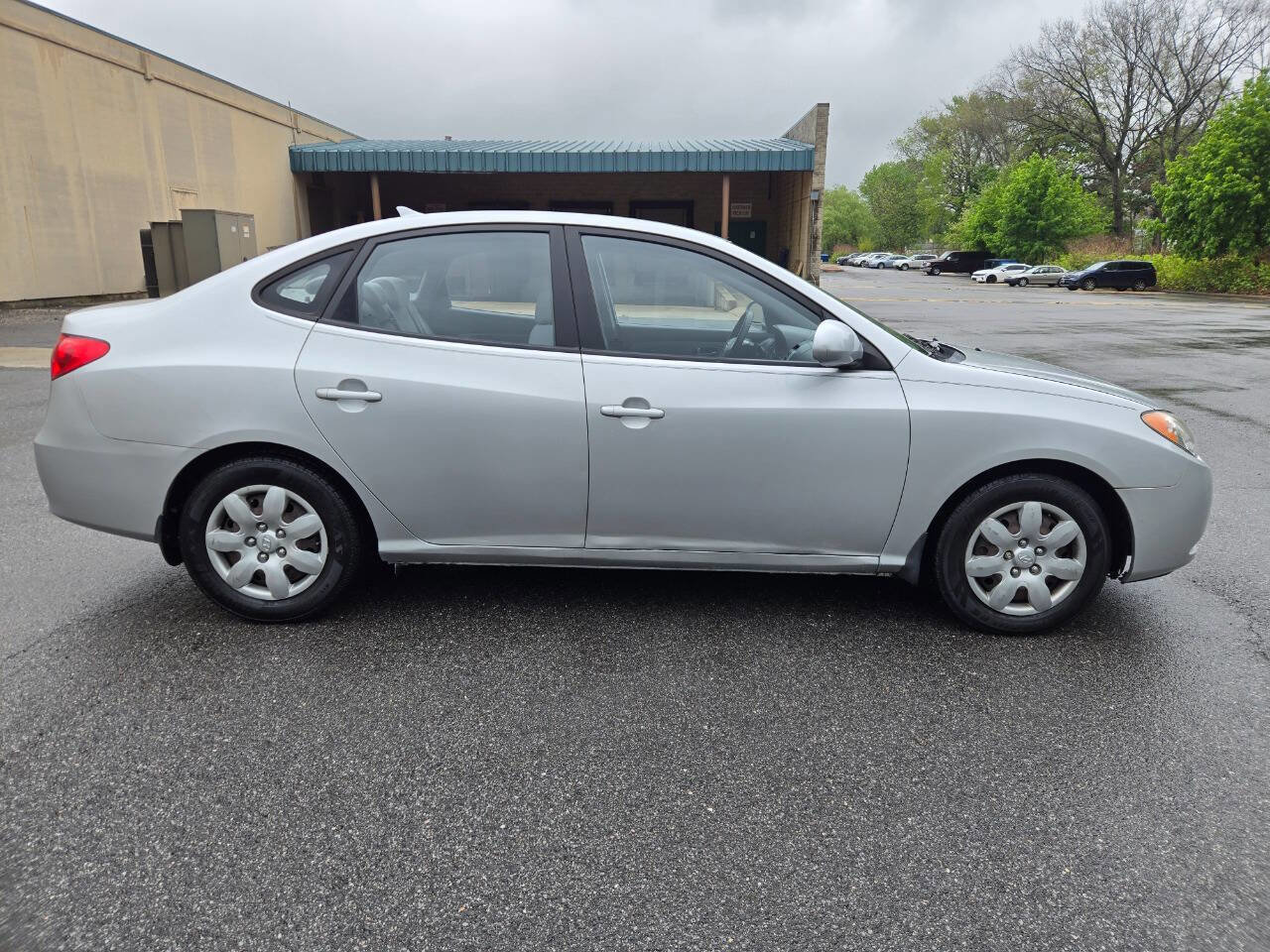 Used 2009 Hyundai Elantra GLS FWD image 12