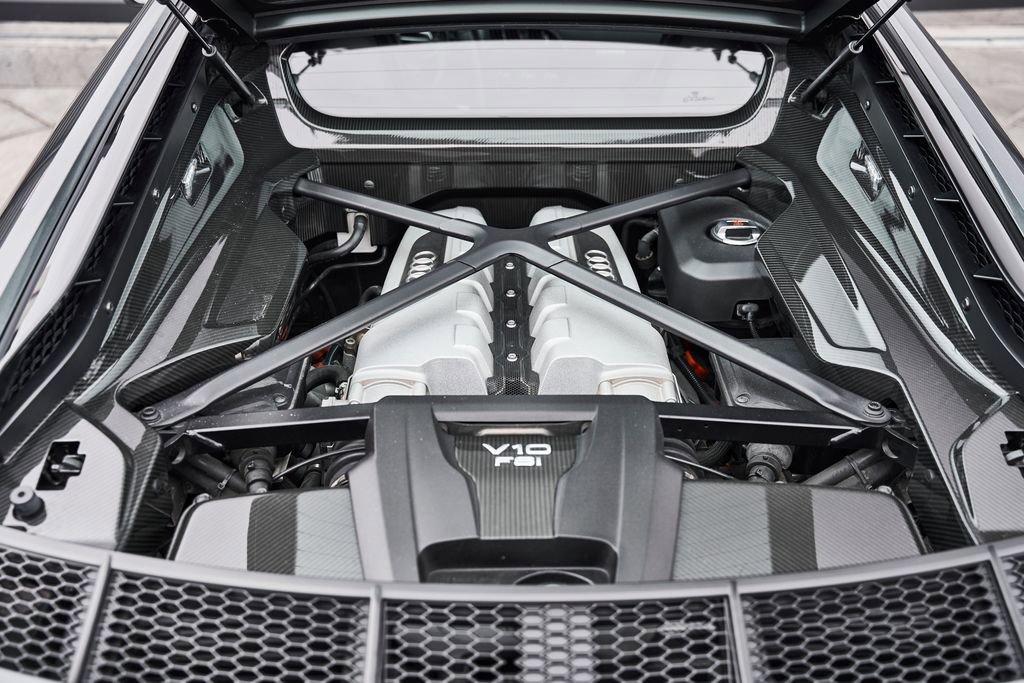 Used 2017 Audi R8 V10 plus AWD/4WD image 19
