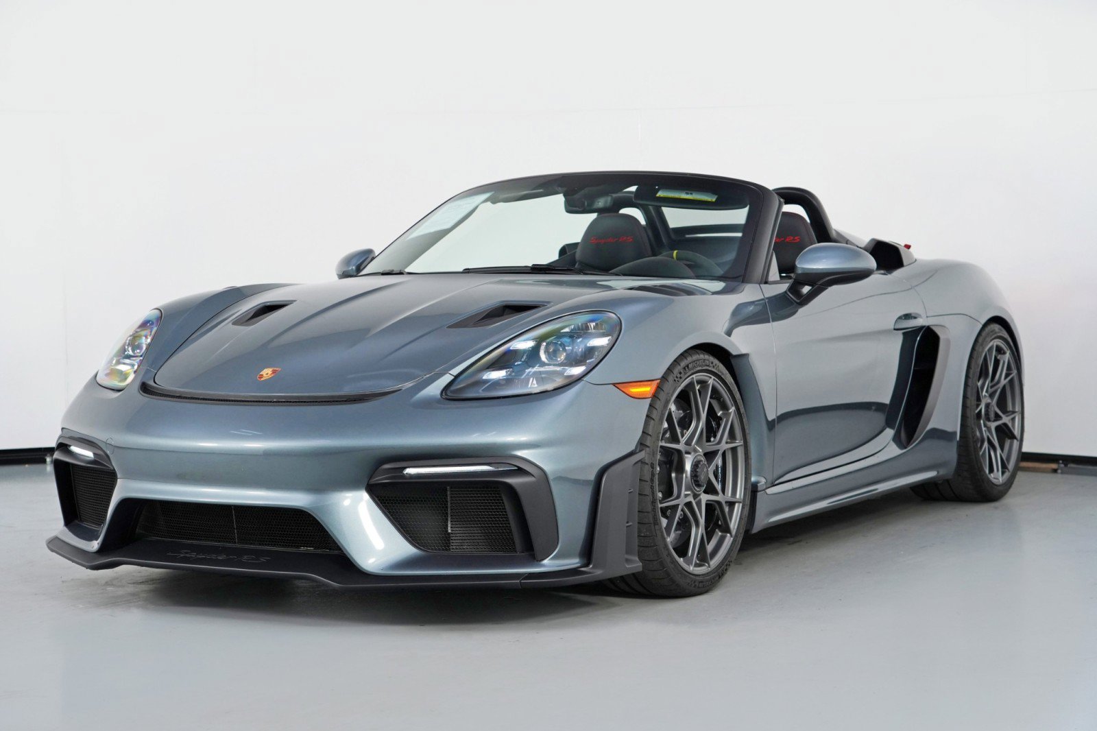 Used 2024 Porsche 718 Boxster Spyder RS w/ Light Design Package RWD image 64