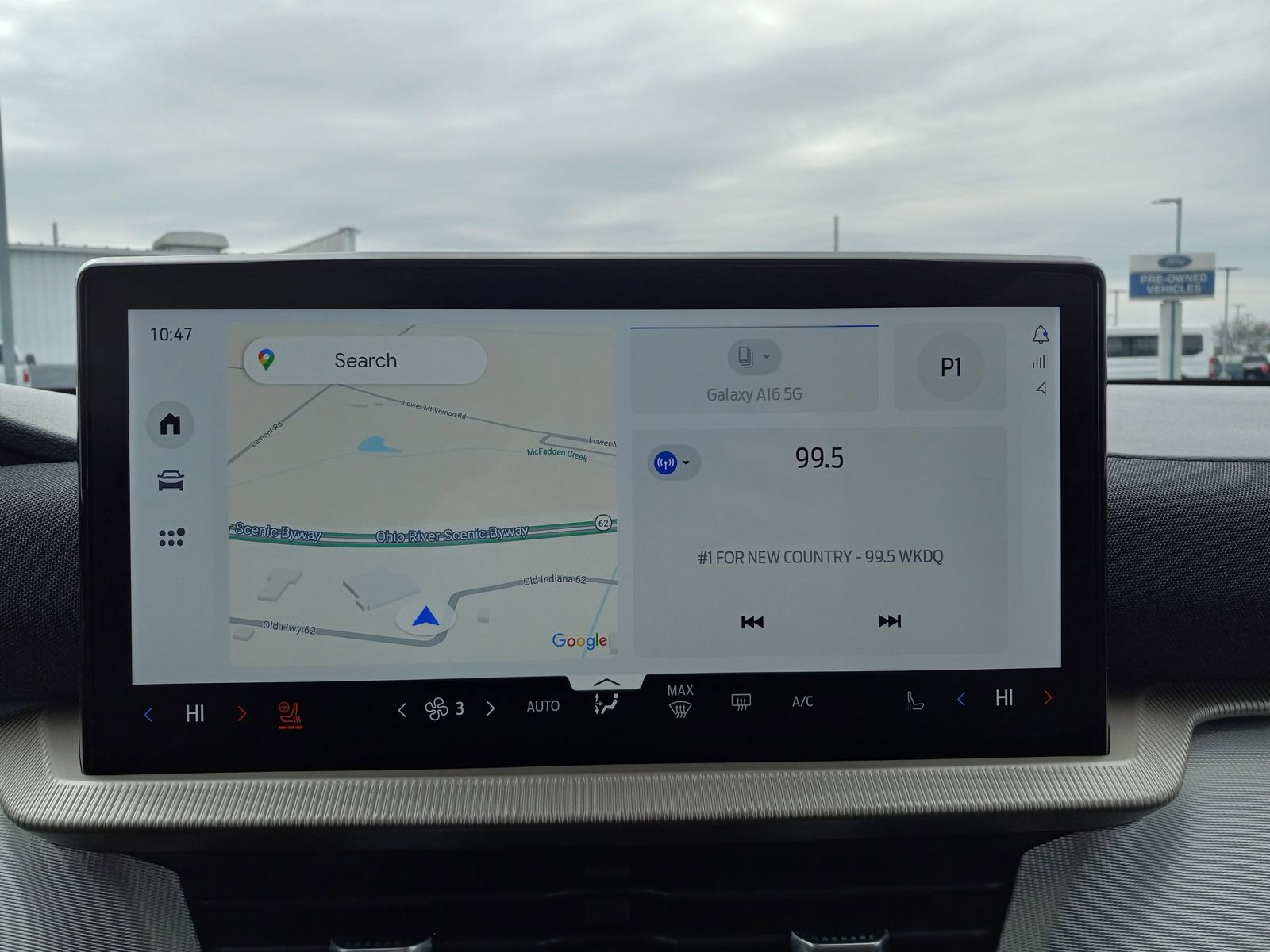 New 2025 Ford Explorer Active w/ Active Comfort Package image 15