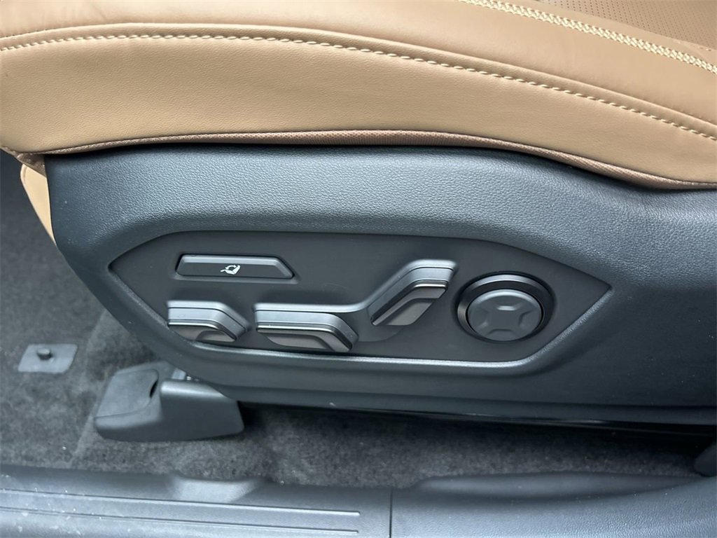 New 2026 Hyundai Santa Fe Calligraphy image 23