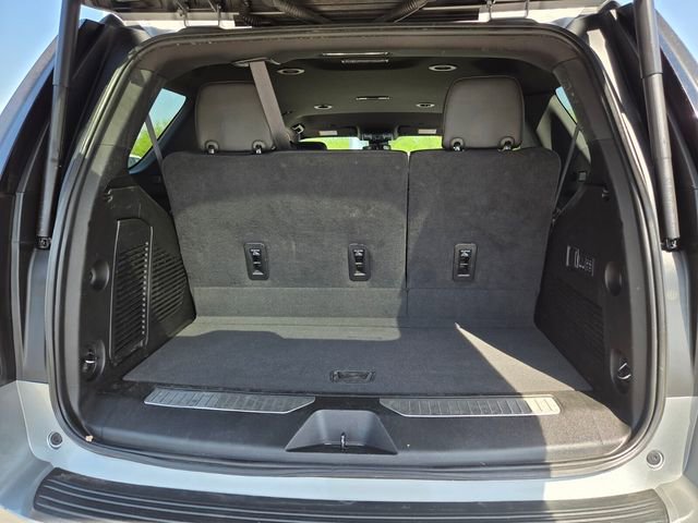 Used 2024 Chevrolet Tahoe Premier RWD image 11