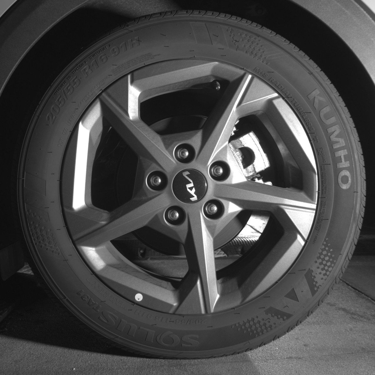 Used 2025 Kia K4 LXS image 14