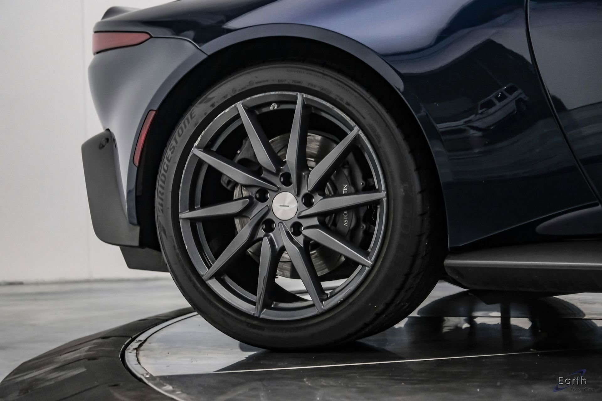 Used 2020 Aston Martin V8 Vantage Coupe RWD image 73