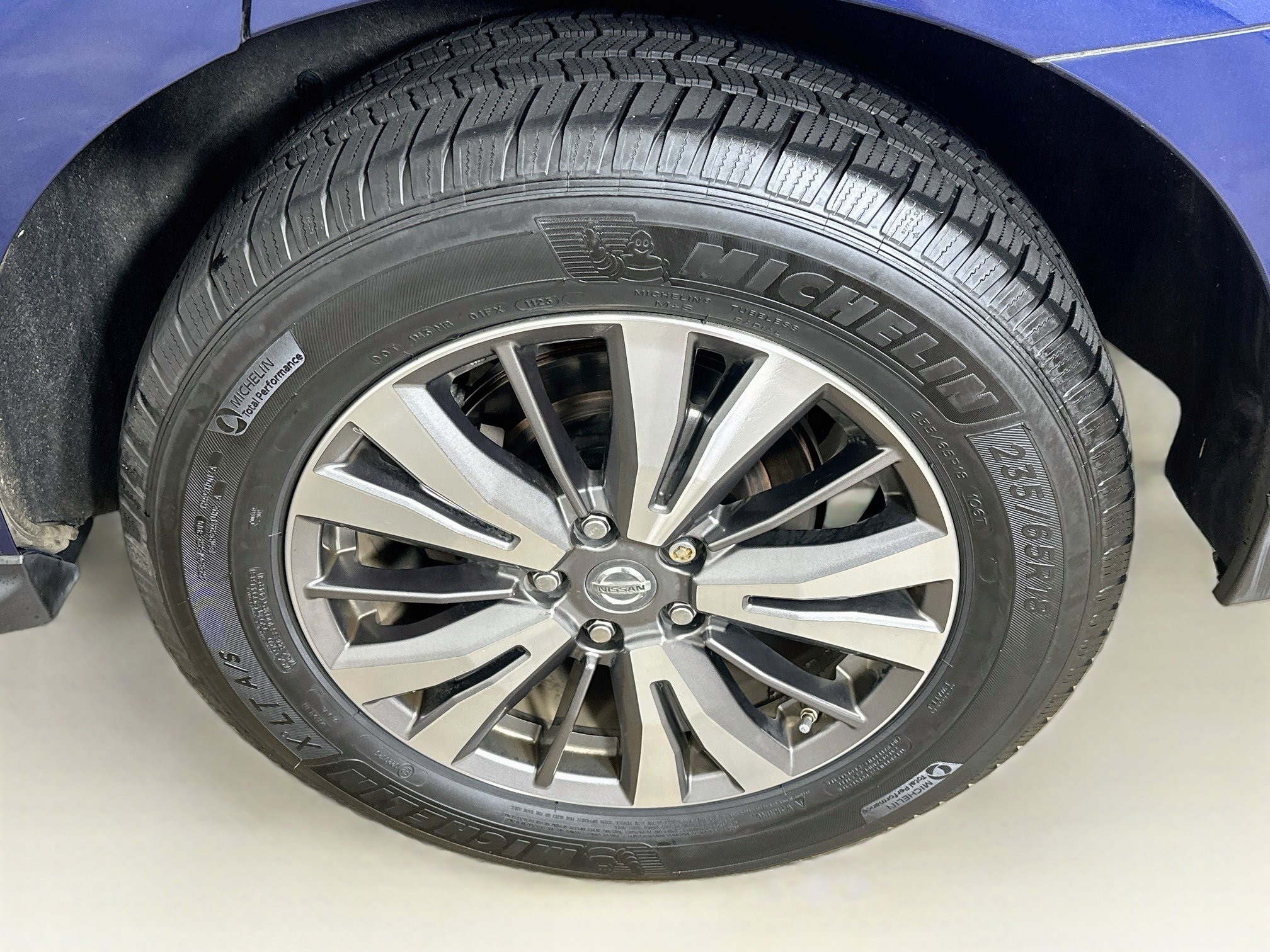 Used 2018 Nissan Pathfinder S FWD image 11