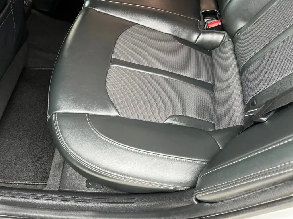 Used 2023 Kia K5 GT-Line image 21