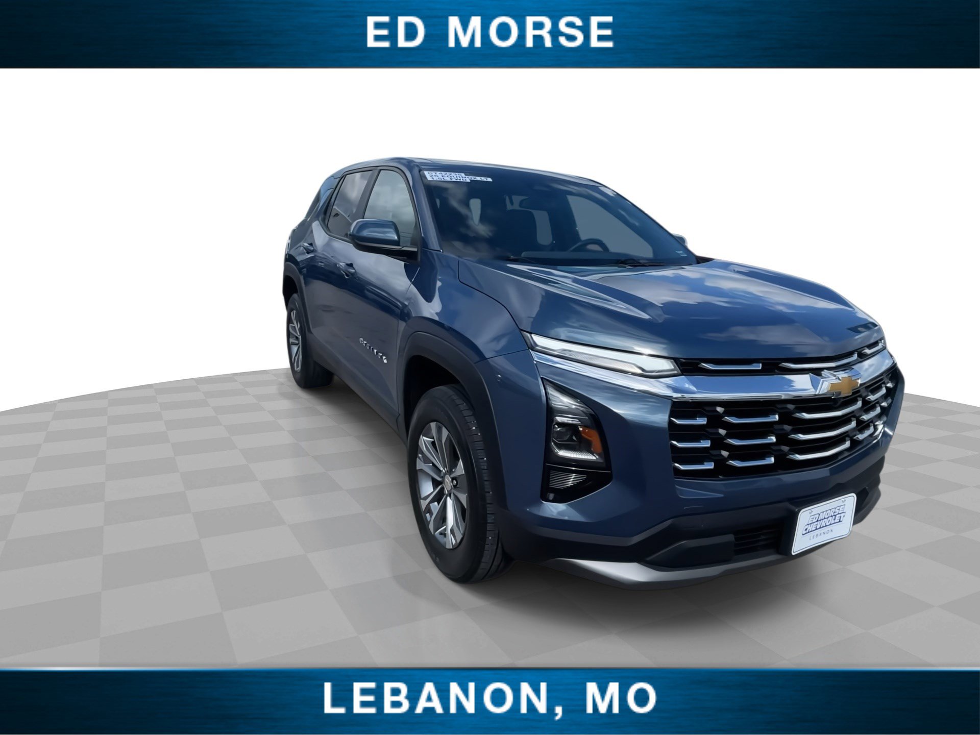 Used 2025 Chevrolet Equinox LT FWD image 2