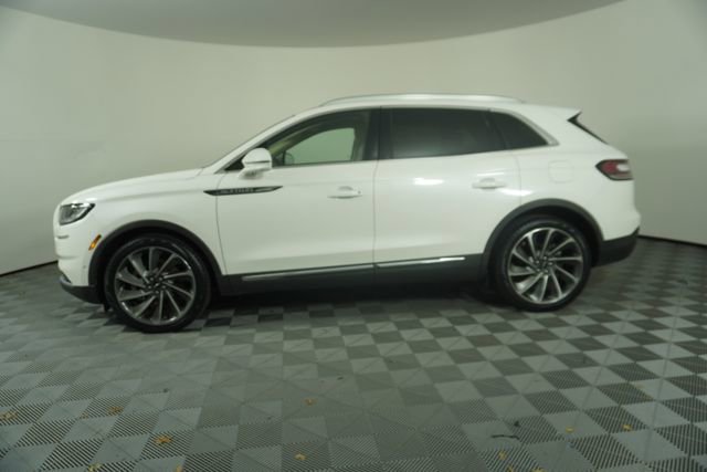 Used 2022 Lincoln Nautilus Reserve w/ Equipment Group 201A image 4