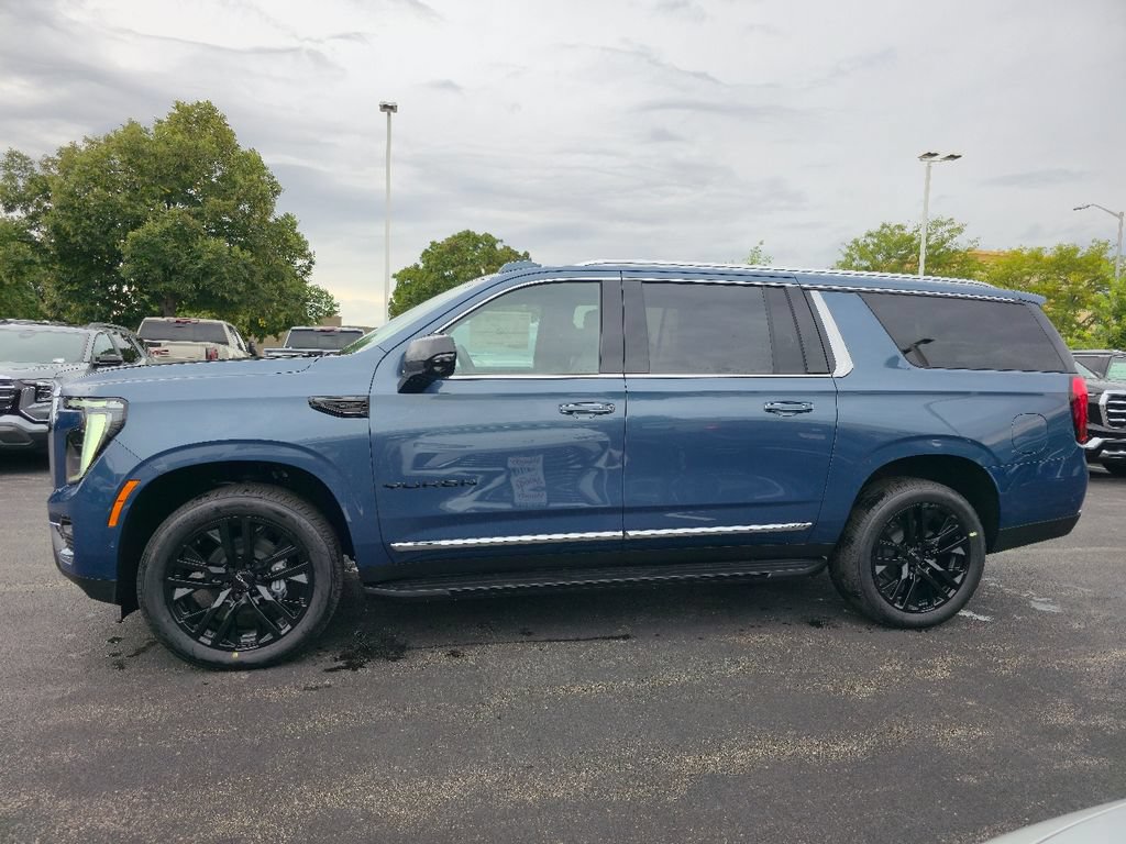 New 2026 GMC Yukon XL Elevation w/ Elevation Premium Package AWD/4WD image 6
