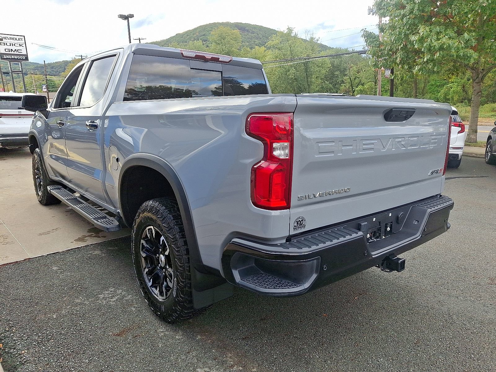 Certified 2024 Chevrolet Silverado 1500 ZR2 image 4