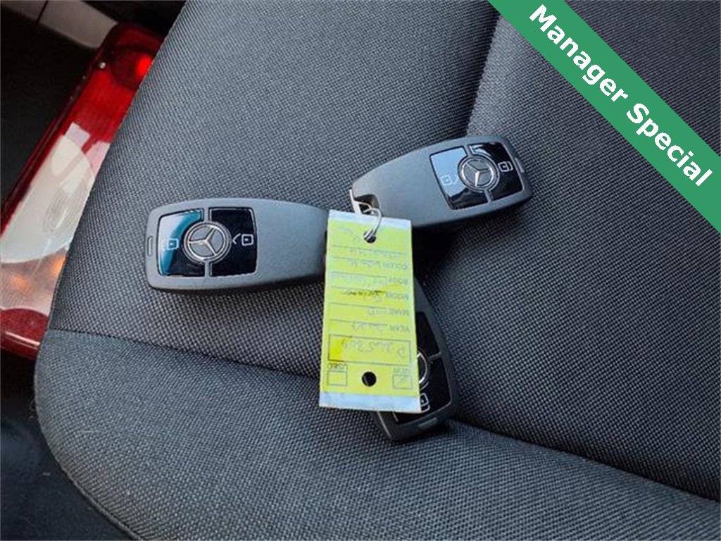 Used 2023 Mercedes-Benz Sprinter 3500 image 27