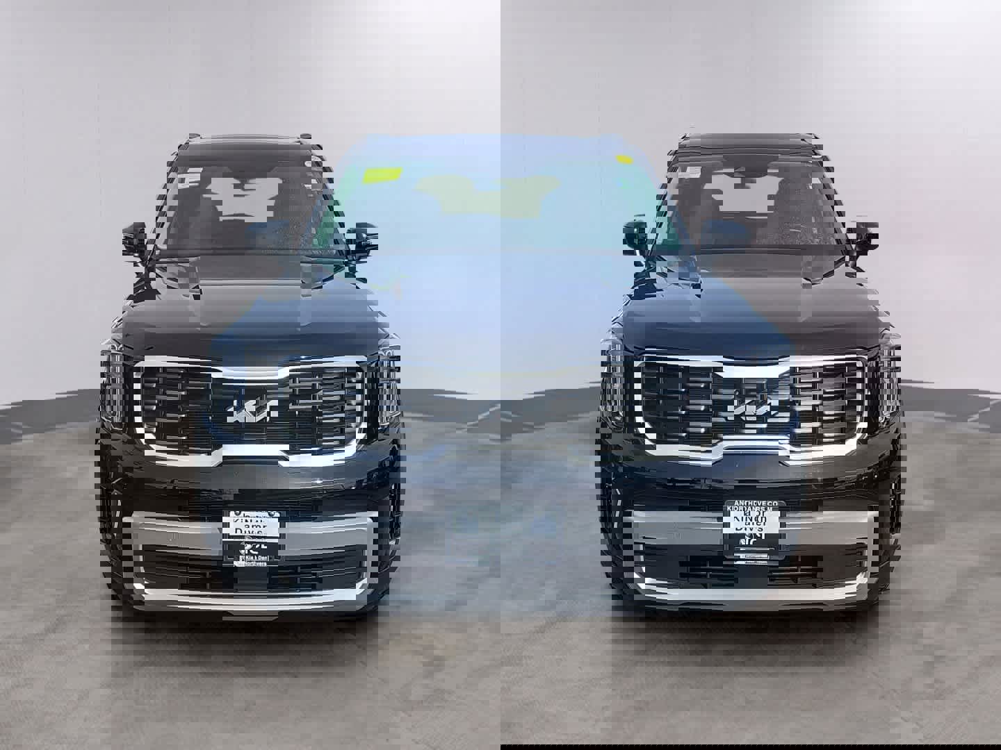 Used 2023 Kia Telluride S w/ S Sunroof Package image 2