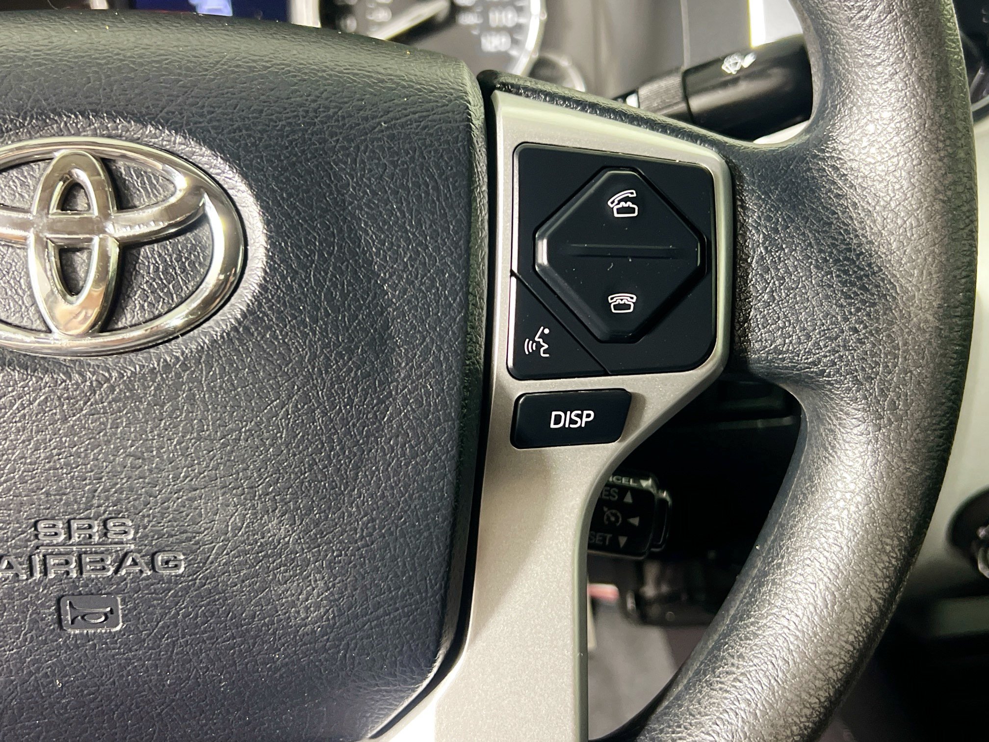 Used 2015 Toyota Tundra SR5 w/ TRD Off Road Package AWD/4WD image 19