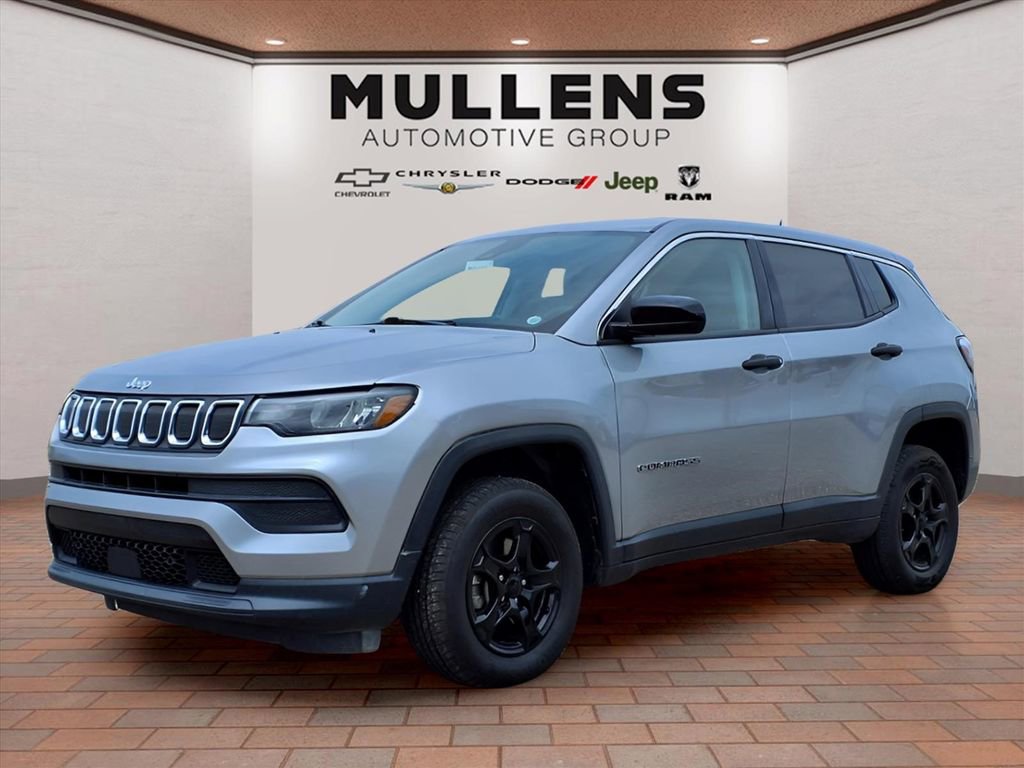 Used 2022 Jeep Compass Sport image 1