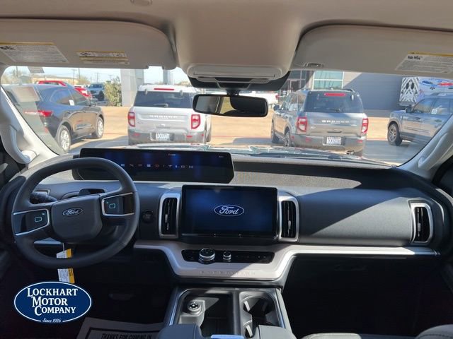 New 2026 Ford Expedition Active RWD image 10